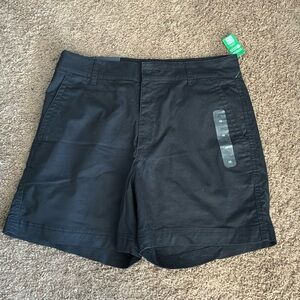 NWT GAP khaki shorts